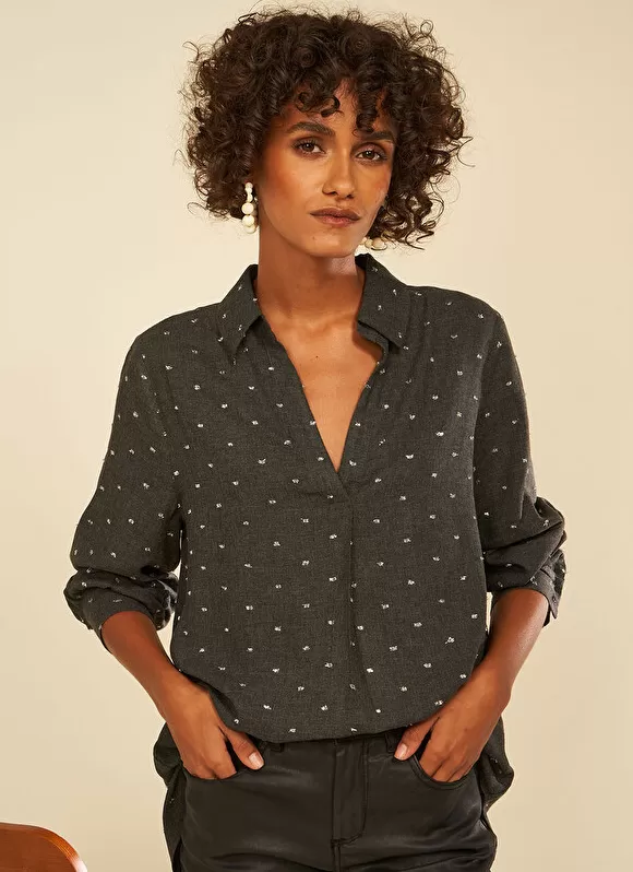 Shop Sud Express Blouse A Col V Et Plumetis Lurex Gris Tarano