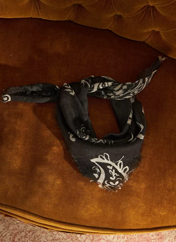Cheap Sud Express Foulard Carre En Laine Et Soie Noir Epic