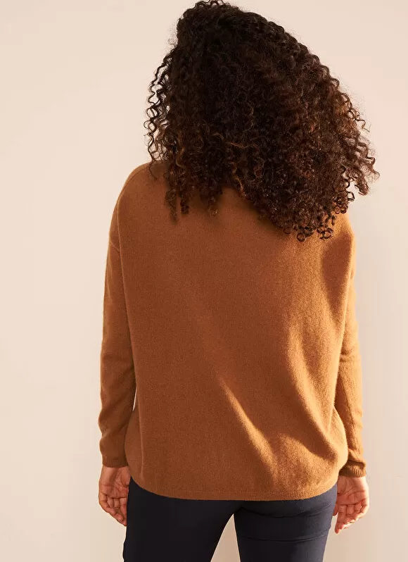 New Sud Express Pull Au Volume Oversize Et A Manches Longues Pres Du Corps Caramel Monjoe