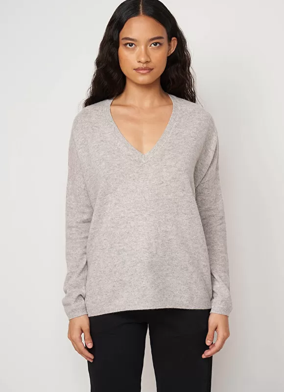 New Sud Express Pull Au Volume Oversize Et A Manches Longues Pres Du Corps Perle Chine Monjoe