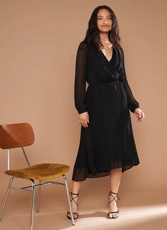 Best Sud Express Robe Midi Plissee A Manches Longues Noir Ralita