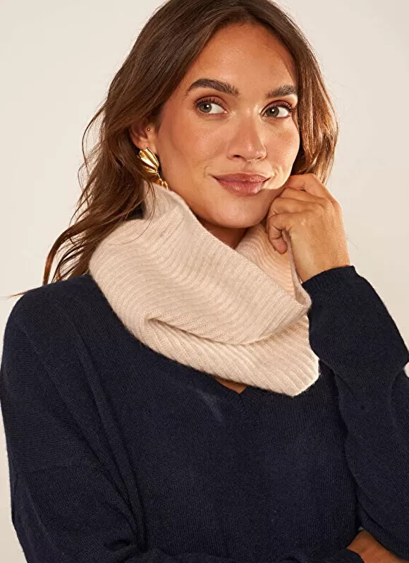 Shop Sud Express Tour De Cou A Cotes En Cachemire Beige Chine Enorax