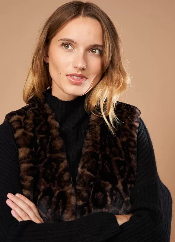 Discount Sud Express Veste Sans Manches En Fausse Fourrure Leopard Camel Garonka